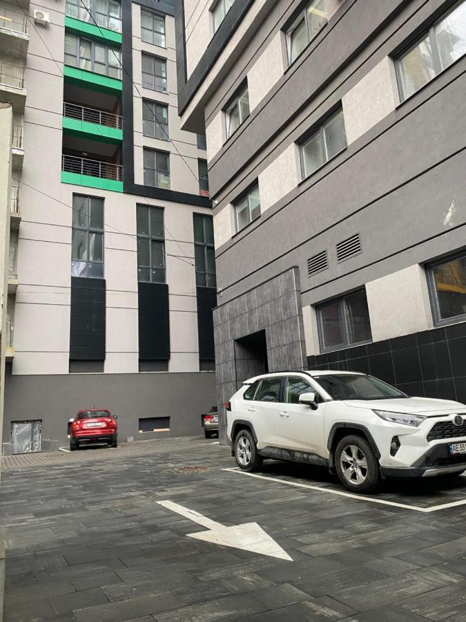 Modern Classic 2 Bedroom Apartment Near Most City Dnipro Esterno foto